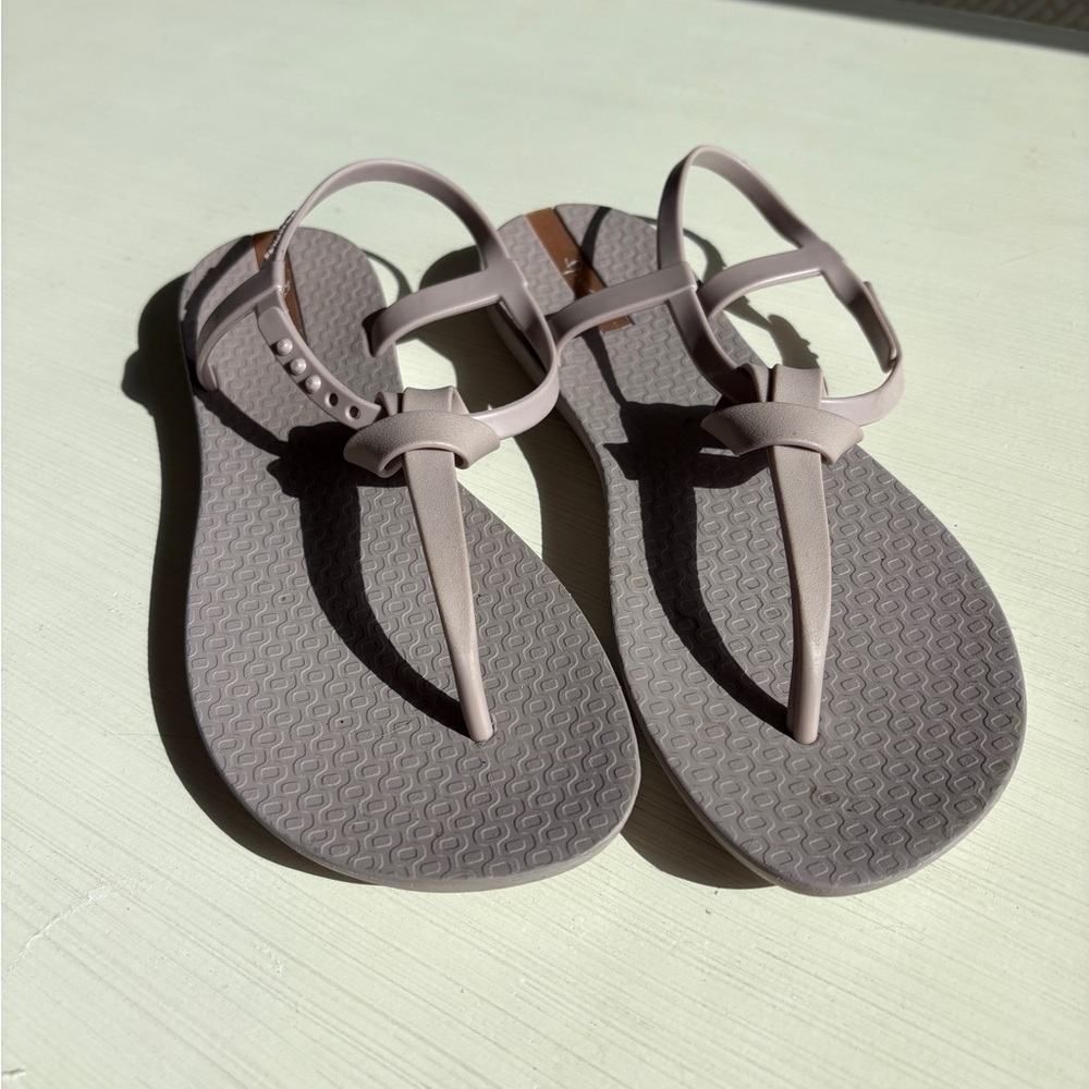 Ipanema Light Taupe Women's Sandals